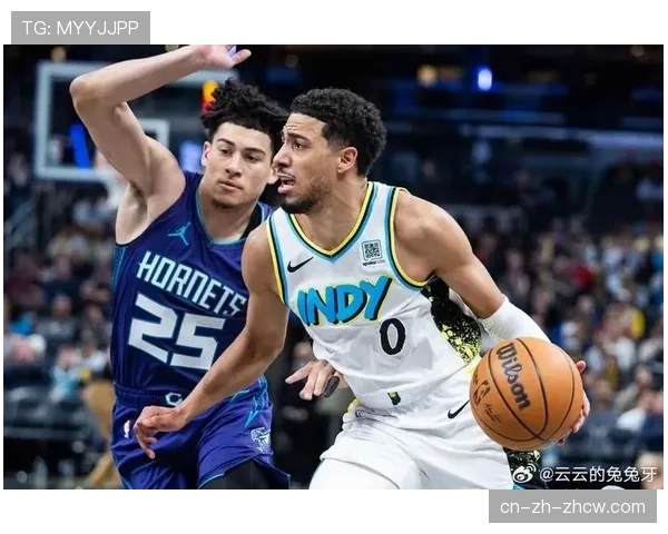 黄蜂进攻节奏加快 全场命中20记三分展现外线威胁