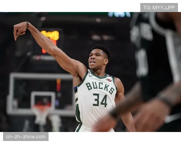 雄鹿字母哥单核带队 低位背打惩罚小阵容战术执行效率